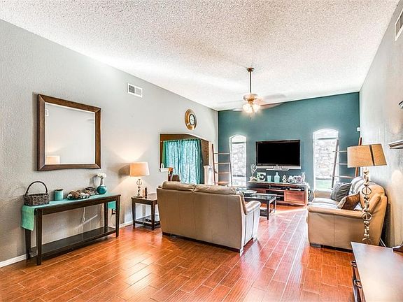 3rd image of 12436 Jon Evans Dr