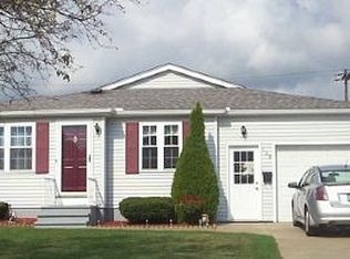 108 Brentwood Dr, Cheektowaga, NY 14227