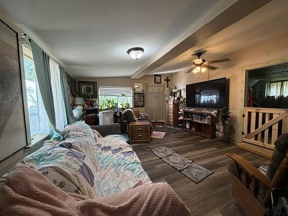 5th image of 1068 14TH AVENUE