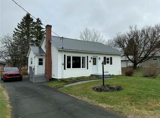 77 Hillcrest Ave, Hartland, NB E7P1M9