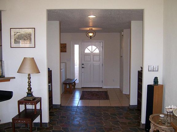 4th image of 98 Shady Oak Cir