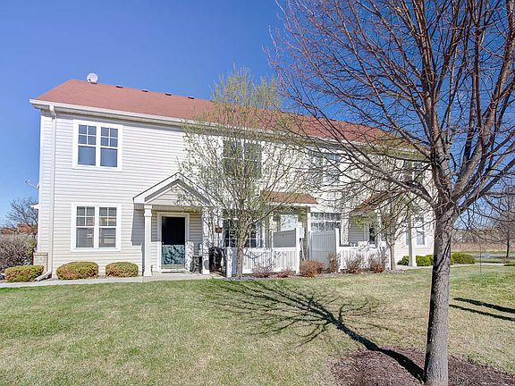 3rd image of 5060 Holly Ln N #104
