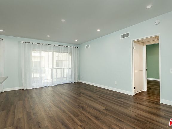 3rd image of 1115 S Elm Dr APT 417