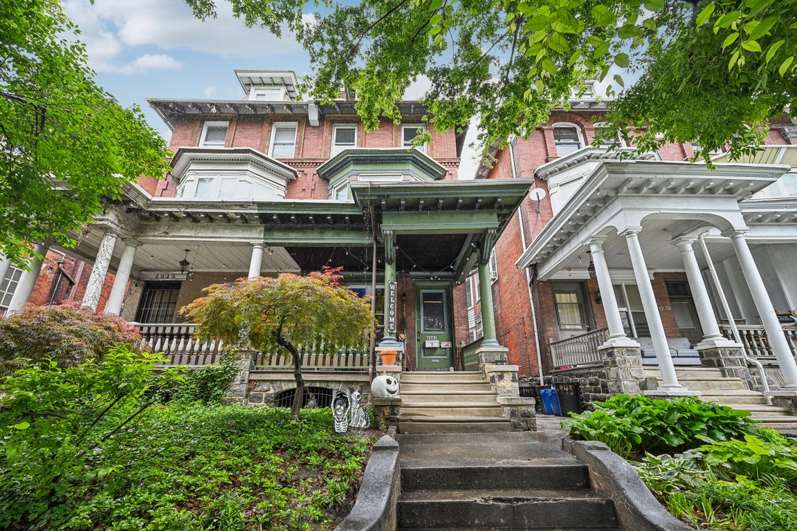 Catharine St-2905-001.jpg