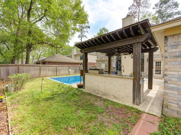 14 Treestar Pl, Spring, TX 77381