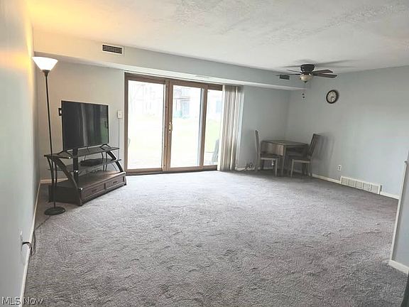 2nd image of 9660 Cove Dr Unit F16