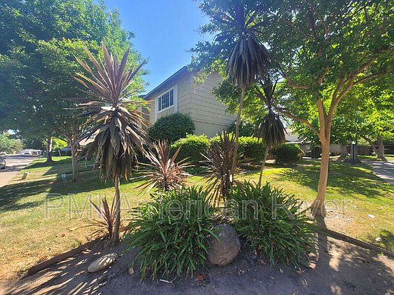 2nd image of 8800 Sawtelle Way APT E