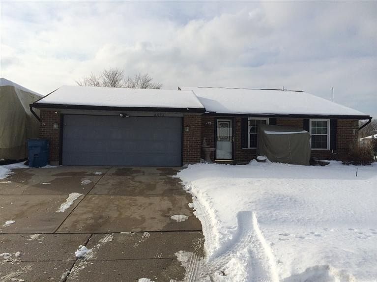 1st image of 4875 Meadowvista Dr