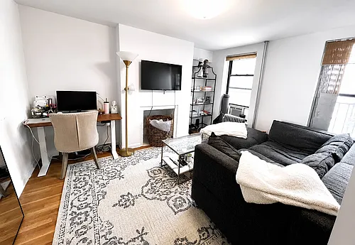 434 E 11th St #3RB Photo 1 434 E 11th St #3RB Photo 1