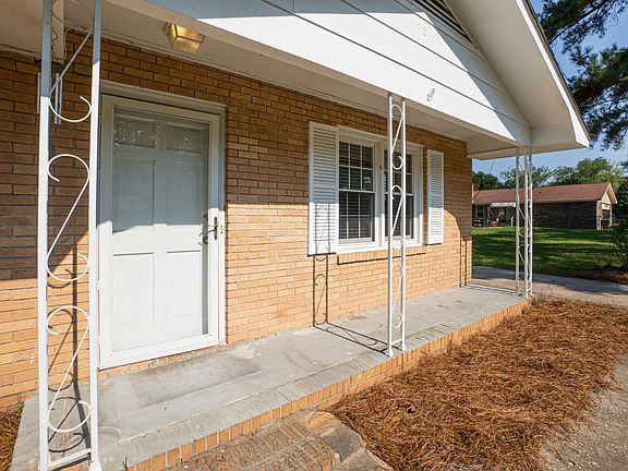 3rd image of 73 Harrell Rd