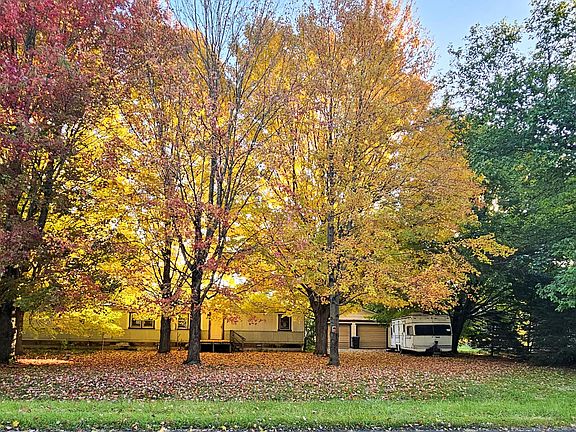2nd image of 34216 North Dr