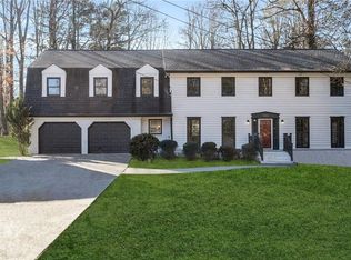 1813 Village Mill Rd, Dunwoody, GA 30338