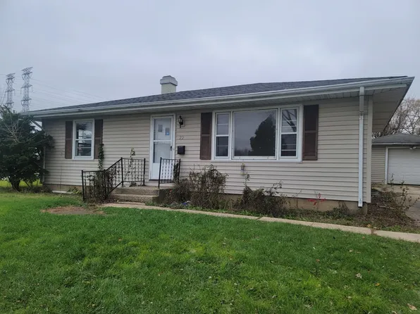 22 S Adams St, North Aurora, IL 60542