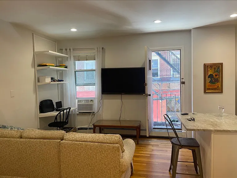 160 Salem St #2 — Photo 1