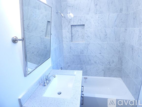 3rd image of 5059 Cahuenga Blvd #5059