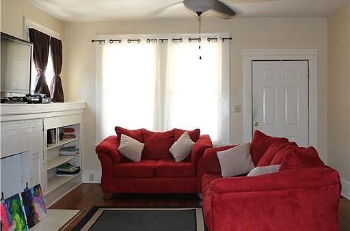 1st image of 311 Robinson Pl