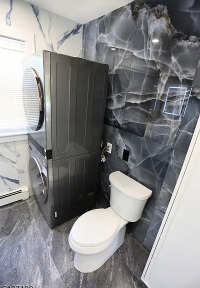 210 Walnut St #R — Photo 9