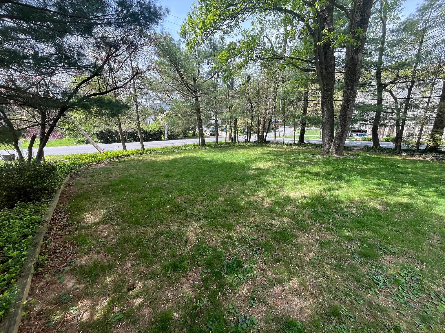 5 bed, 2618 sqft, $5,999 — Photo 4