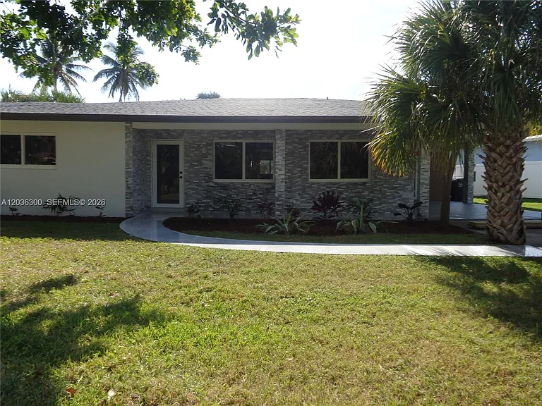 1565 Thumb Point Dr — Photo 77