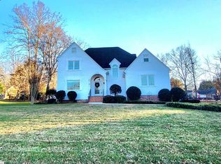 3 Nigh Oak Trce, Greer, SC 29651
