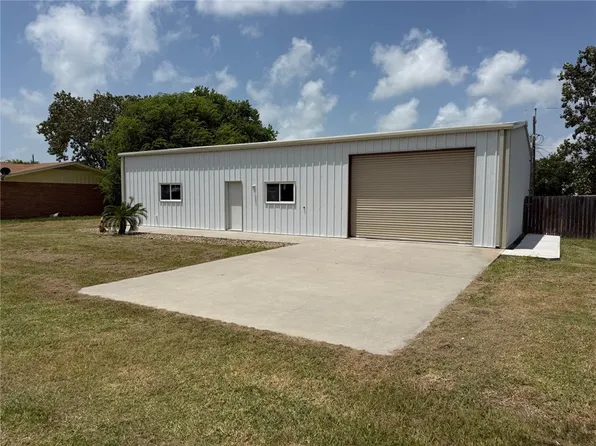 163 Sunset Dr, Ingleside, TX 78362