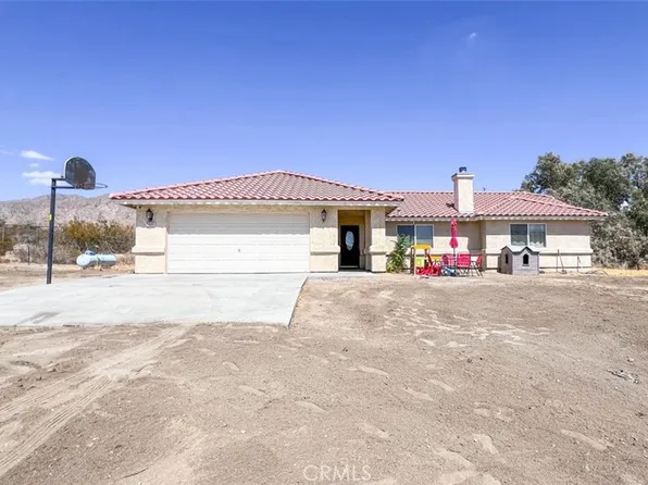 9465 Lanning Ln, Morongo Valley, CA 92256