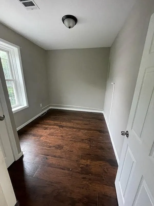 2 bed, 800 sqft, $1,800 — Photo 4