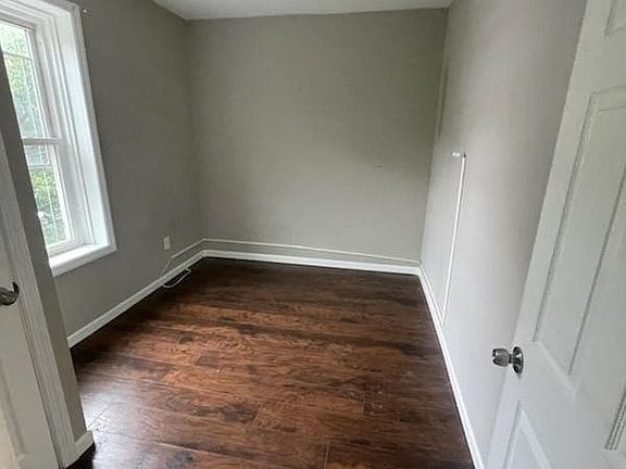 4th image of 206 N 9th St Floor 2