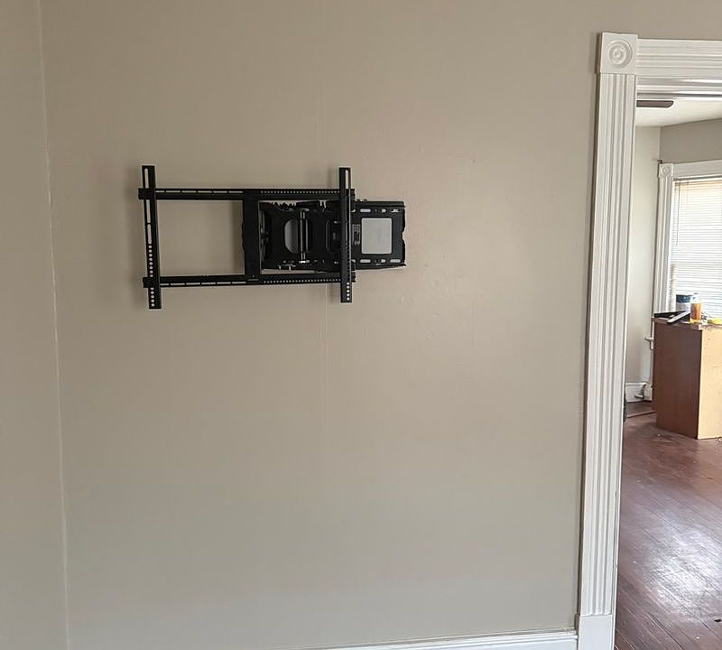 2nd image of 12 Harvard St