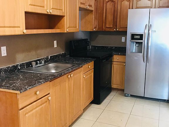 5th image of 3013 NW 14th Ave