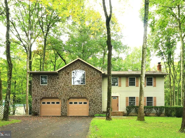 110 Lone Pine Rd, Port Matilda, PA 16870