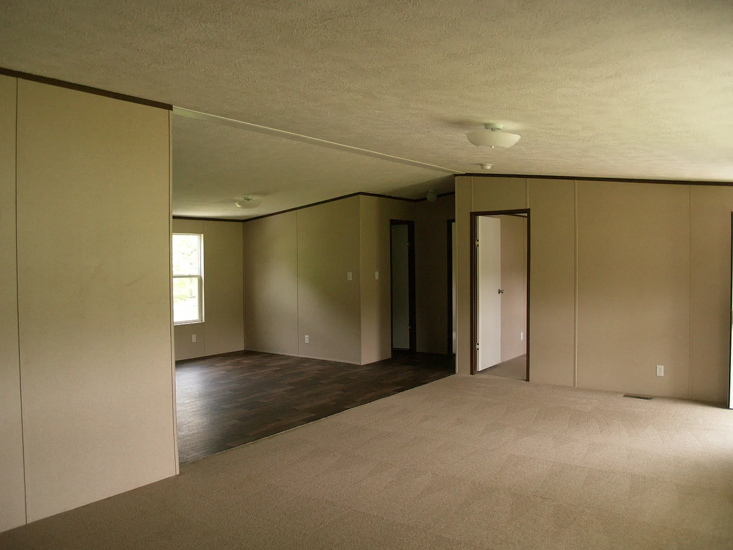 3b Ranch Home — Photo 3