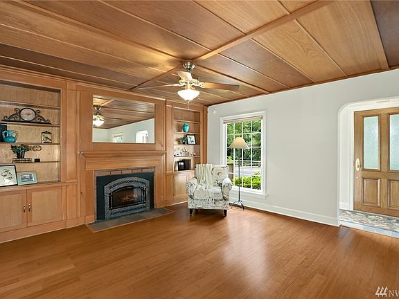 3rd image of 12354 35th Ave NE