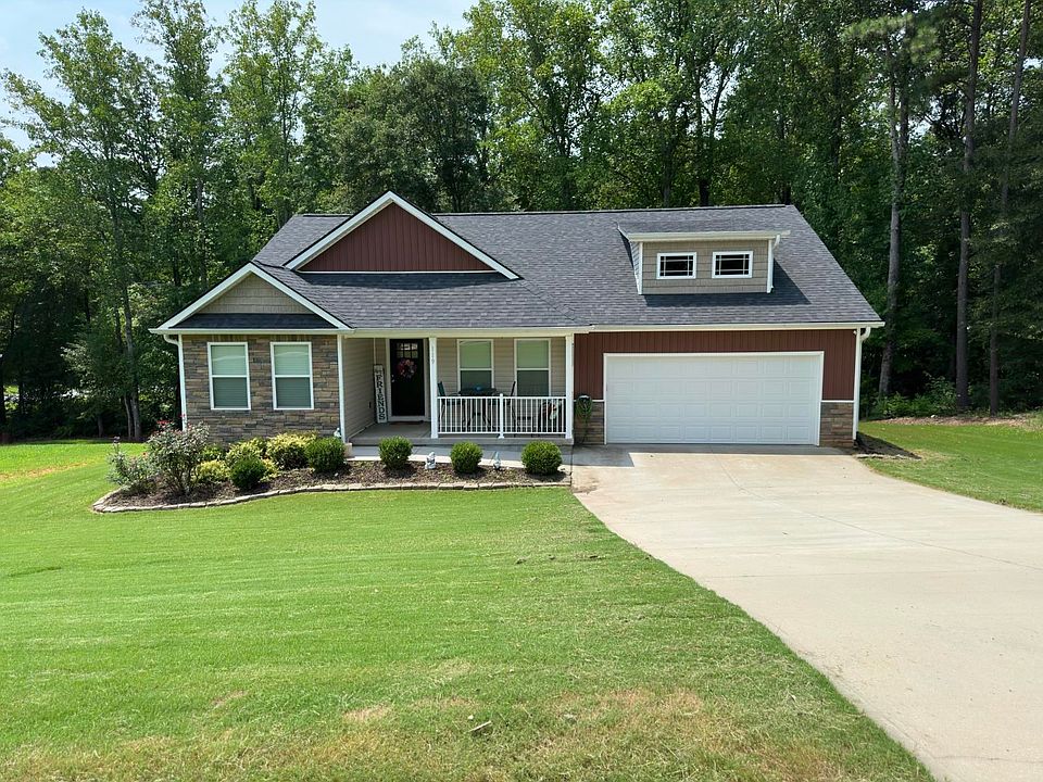 1st image of 119 Woodview Dr