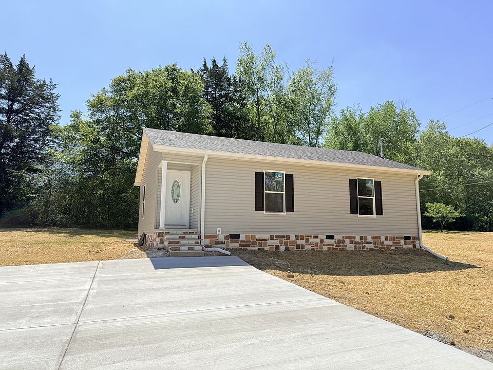 1st image of 1115 Stewart Ln