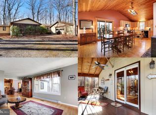 441 Over The Hill Ln, Berkeley Springs, WV 25411