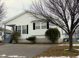 39 Willow Dr, Belvidere, NJ 07823