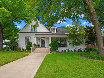 1026 W Main St, Waxahachie, TX, 75165