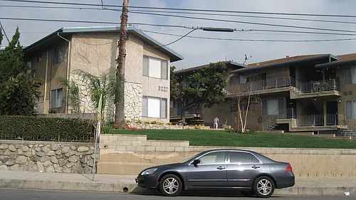 3221 Altura Ave #3 Photo 1