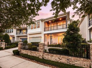 172 McGoey Cir, Conroe, TX 77384