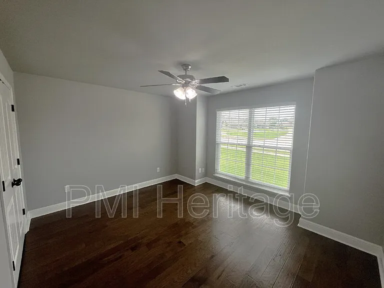 3661 Ambrosia Ln — Photo 18