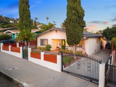 2812 Silver St, Los Angeles, CA, 90065