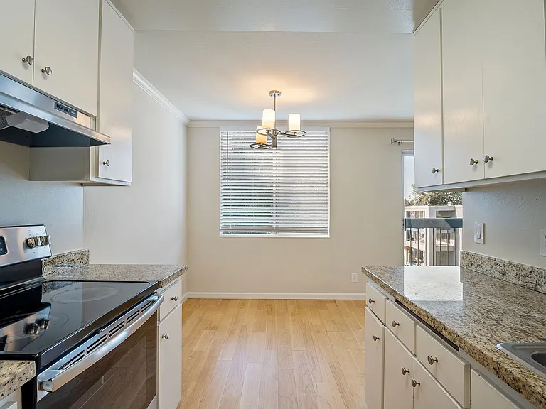 475 Weldon Ave. — Photo 32