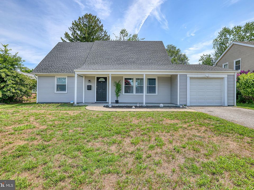 1st image of 12 Galton Ln