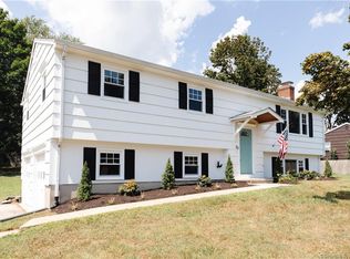 23 Anna St, Shelton, CT 06484