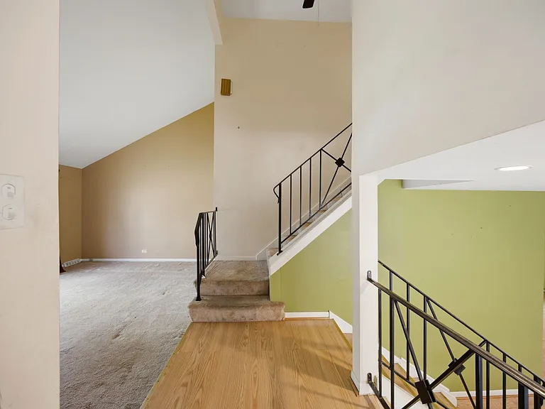 1142 Brighton Pl — Photo 1