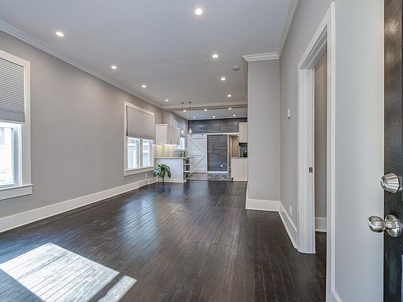 4th image of 4212 Bell St