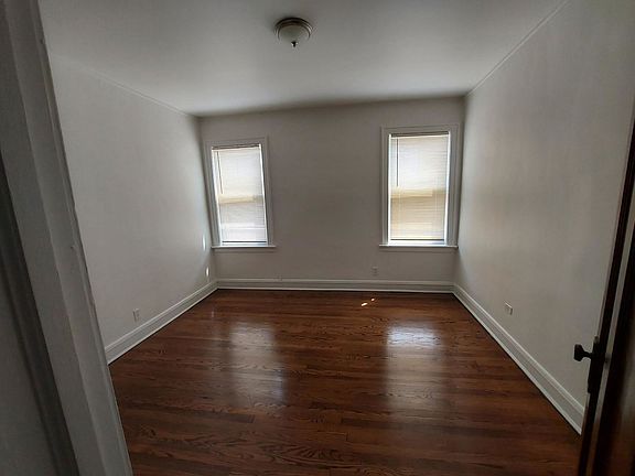 4th image of 6421 S California Ave