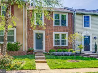 10417 Graystone Ct, Oakton, VA 22124