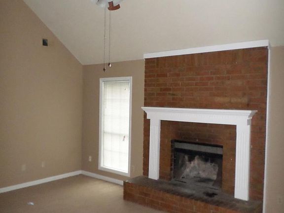 4th image of 7428 Kingsland Dr